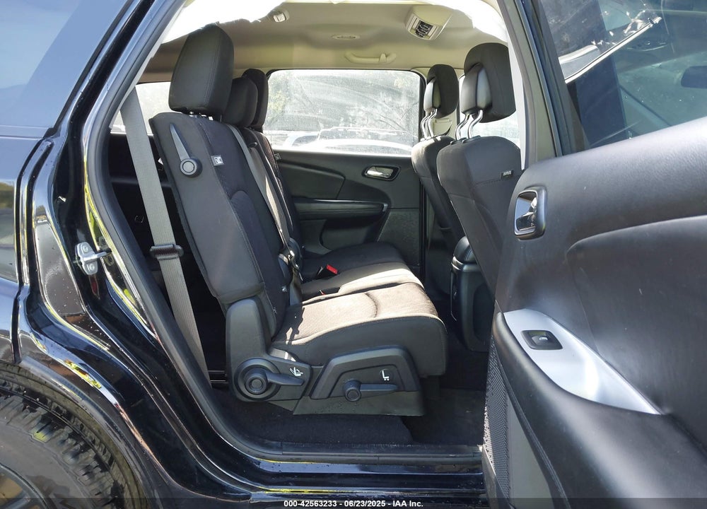 2019 DODGE JOURNEY SE VIN: 3C4PDCBB3KT875453