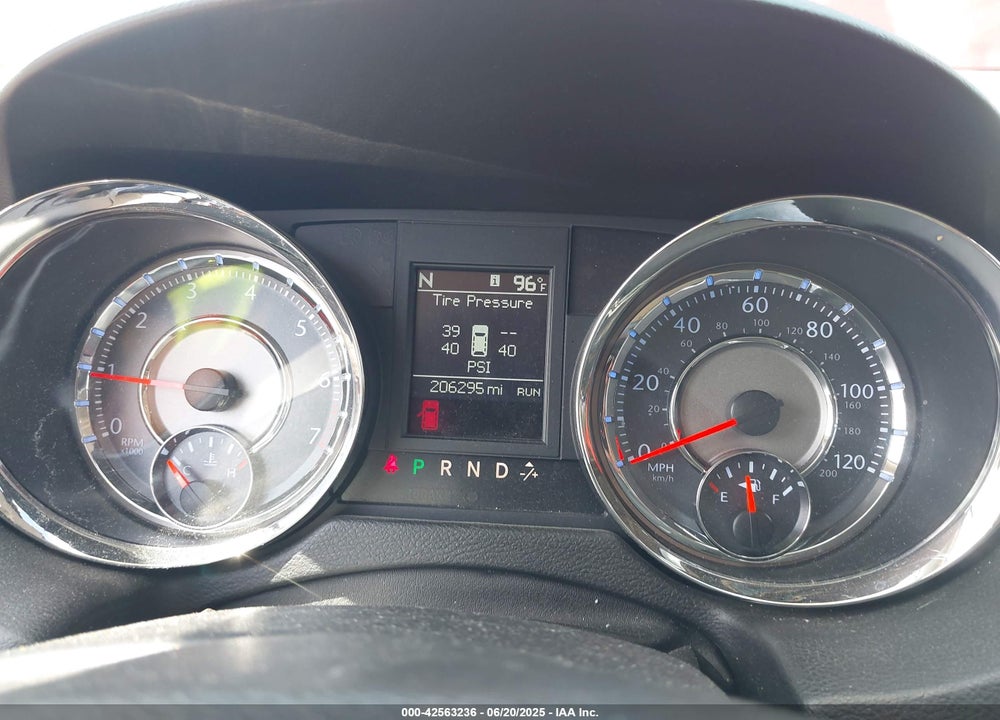 2013 CHRYSLER TOWN & COUNTRY VIN: 2C4RC1CG6DR767103