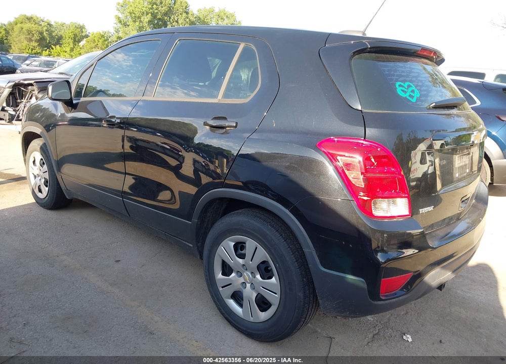 2017 CHEVROLET TRAX LS VIN: 3GNCJKSB6HL269906