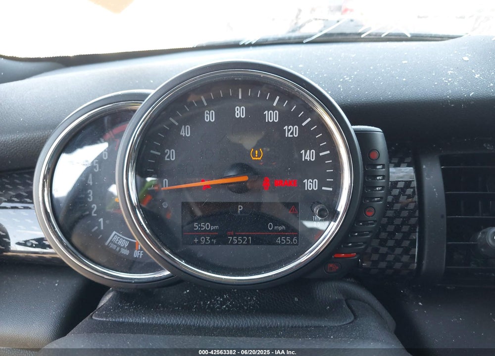2015 MINI HARDTOP VIN: WMWXP7C51F2A40742