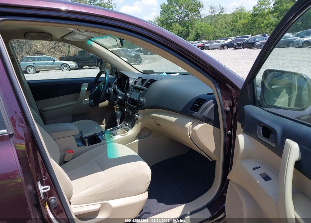 2013 TOYOTA HIGHLANDER VIN: 5TDBK3EH3DS187868