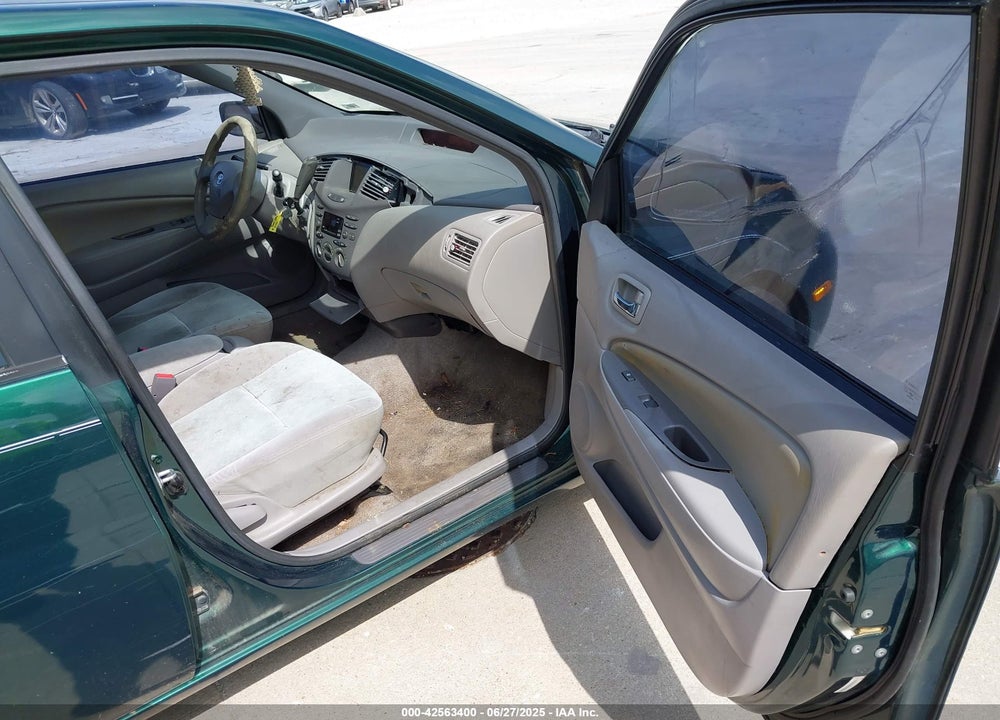 2001 TOYOTA PRIUS VIN: JT2BK12U710005425
