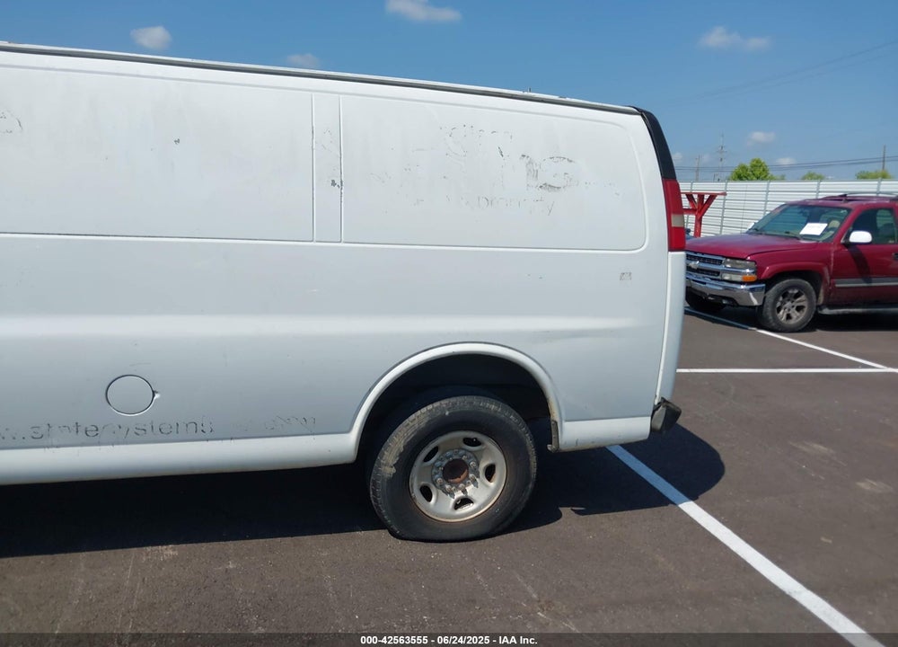 2008 GMC SAVANA VIN: 1GTGG25C481160574