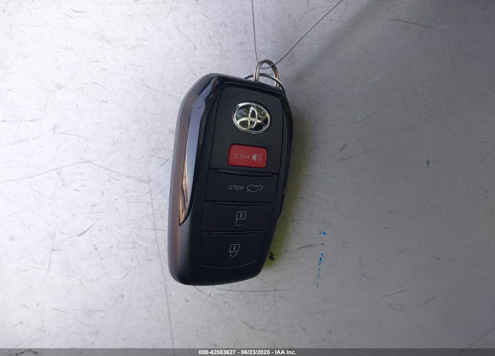 2025 TOYOTA COROLLA VIN: JTDBCMFE3S3096041