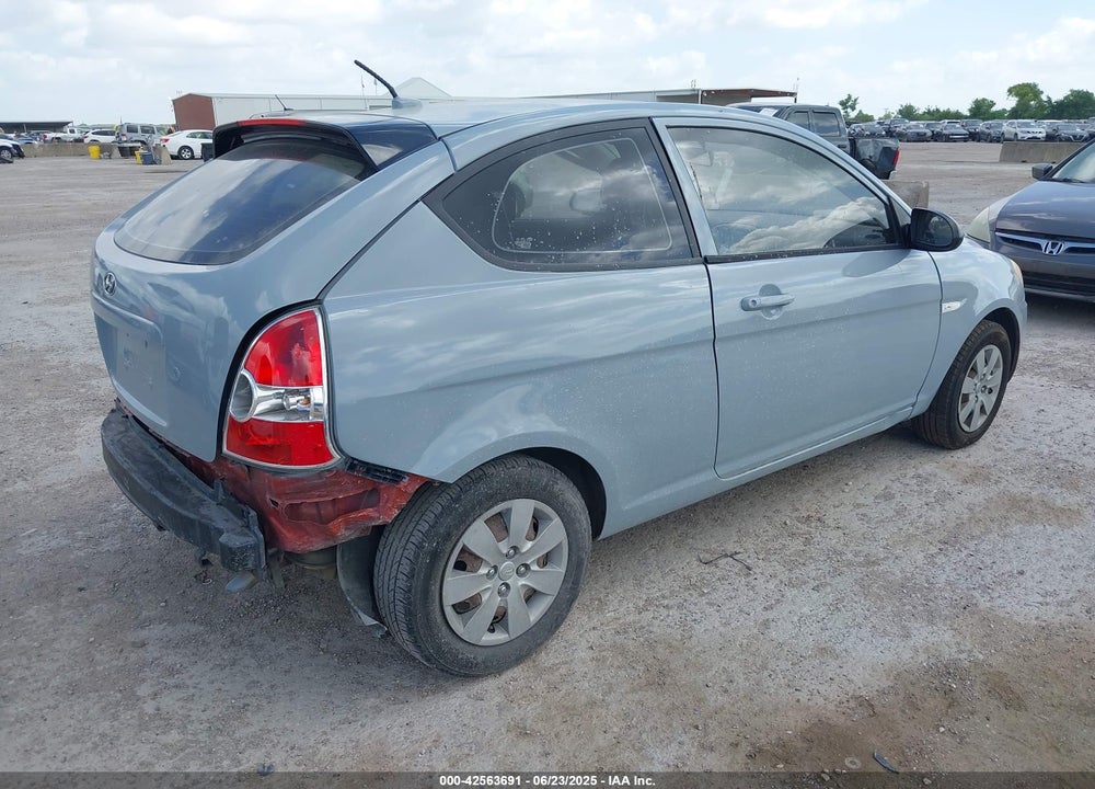 2009 HYUNDAI ACCENT VIN: KMHCM36C89U111658