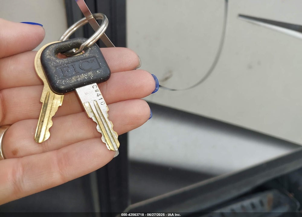 2014 PASSPORT OTHER VIN: 4YDT26525ET414785