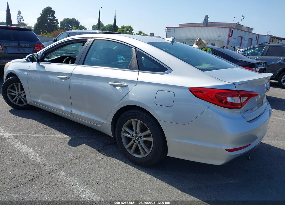 2016 HYUNDAI SONATA SE VIN: 5NPE24AF3GH377056