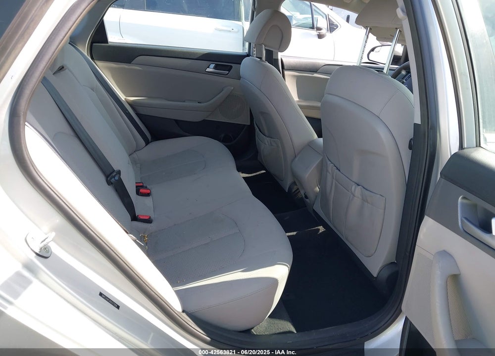 2016 HYUNDAI SONATA SE VIN: 5NPE24AF3GH377056