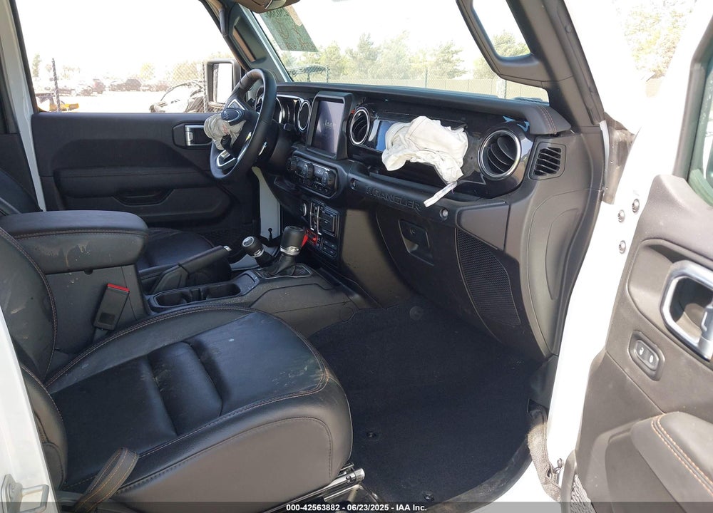 2023 JEEP WRANGLER / VIN: 1C4JJXSJ7PW688666
