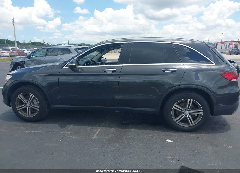 2020 MERCEDES-BENZ GLC 300 4MATIC VIN: WDC0G8EB5LF702511