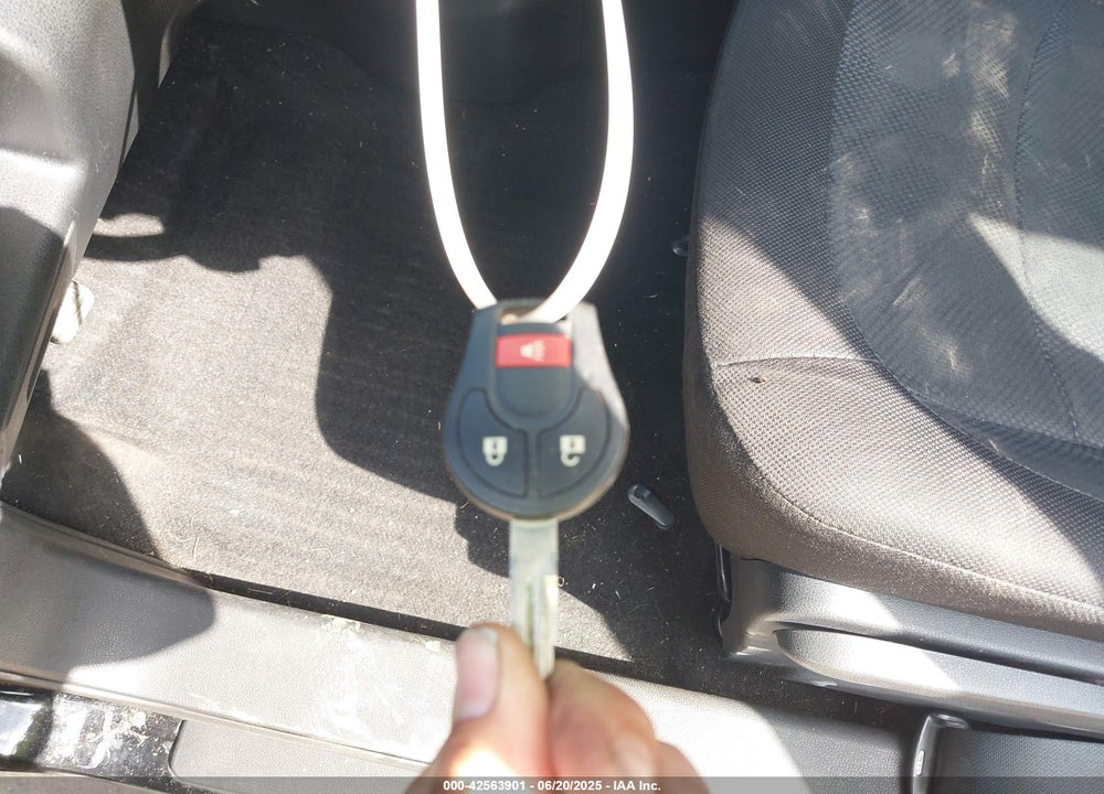 2013 NISSAN ROGUE VIN: JN8AS5MV2DW646990