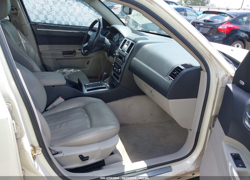 2006 CHRYSLER 300 VIN: 2C3KA63HX6H205747
