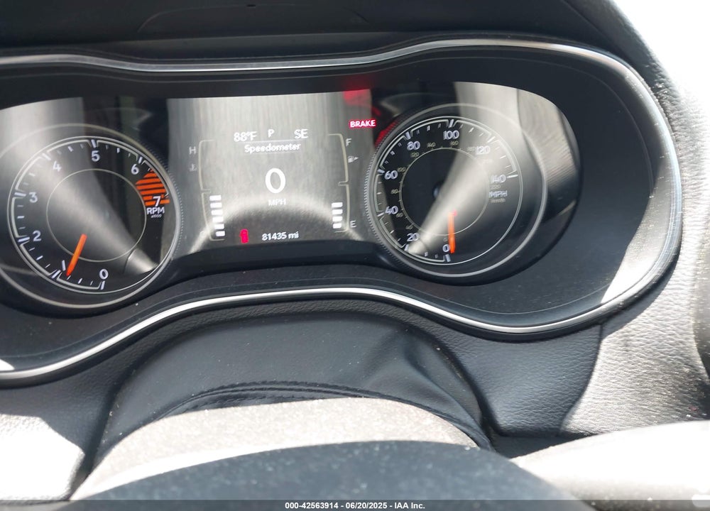 2019 JEEP CHEROKEE LATITUDE PLUS FWD VIN: 1C4PJLLB6KD332658