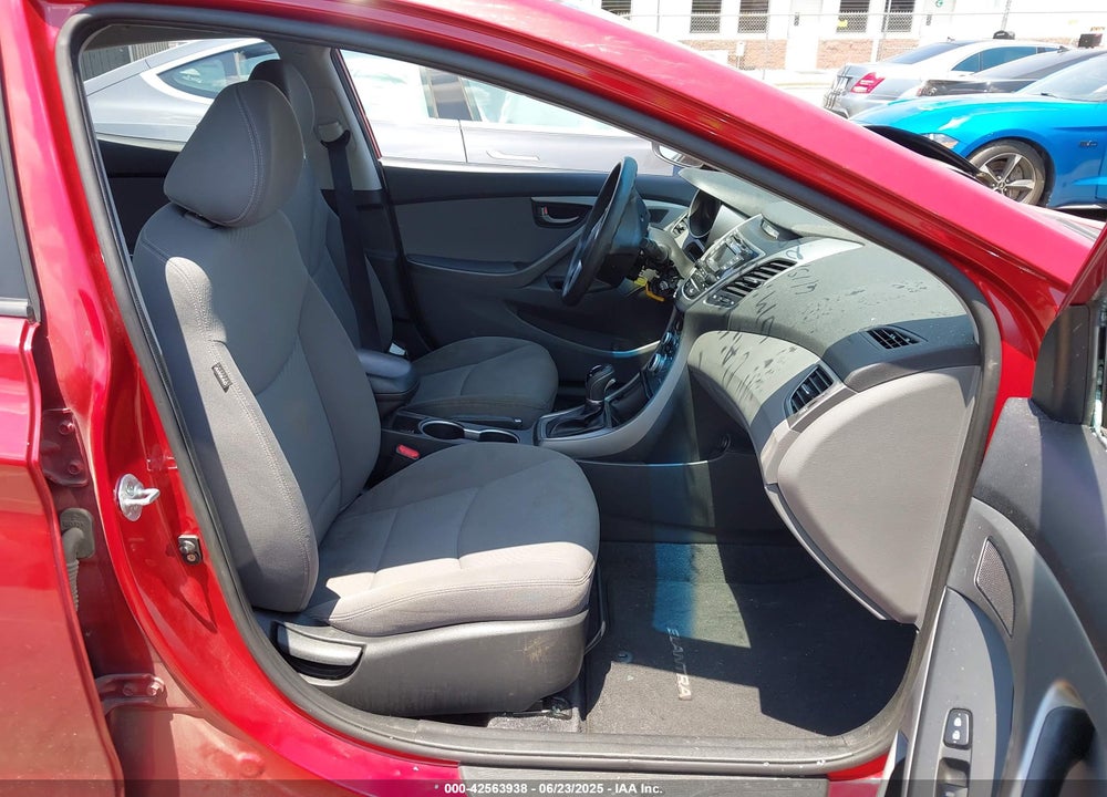 2016 HYUNDAI ELANTRA VIN: KMHDH4AEXGU623667