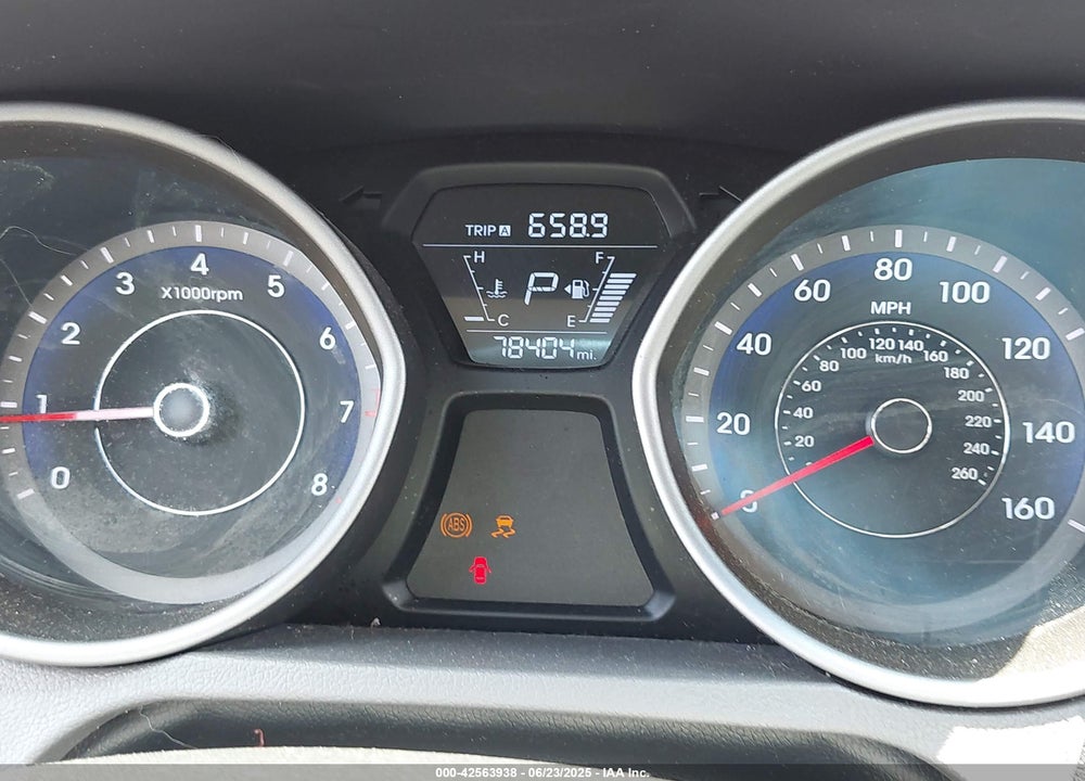 2016 HYUNDAI ELANTRA VIN: KMHDH4AEXGU623667