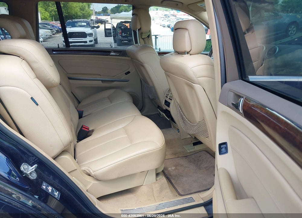 2011 MERCEDES-BENZ GL-CLASS VIN: 4JGBF7BE2BA640003