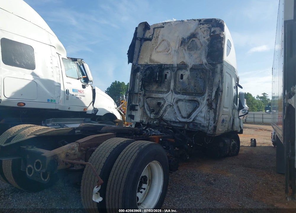 2020 FREIGHTLINER NEW CASCADIA 126 VIN: 3AKJHHDV4LSLR8234