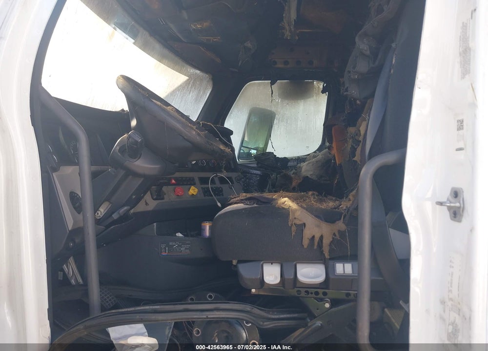 2020 FREIGHTLINER NEW CASCADIA 126 VIN: 3AKJHHDV4LSLR8234