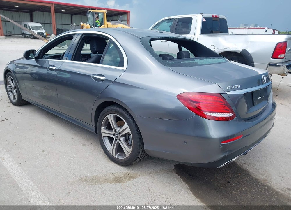 2019 MERCEDES-BENZ E 300 4MATIC VIN: WDDZF4KB0KA525297