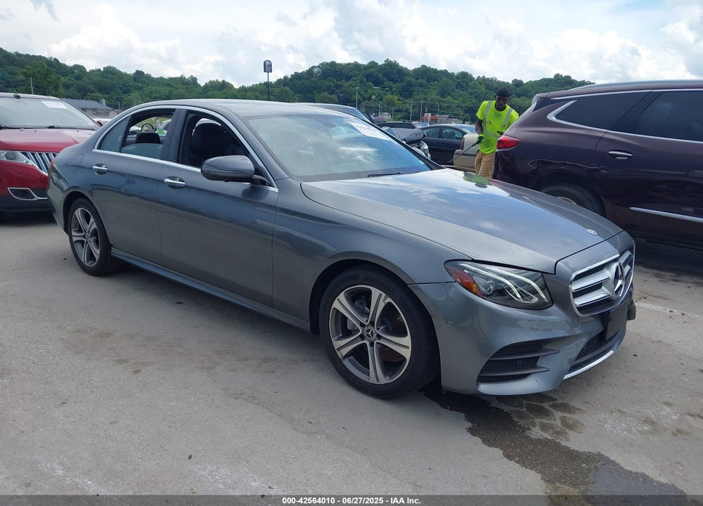 2019 MERCEDES-BENZ E 300 4MATIC VIN: WDDZF4KB0KA525297