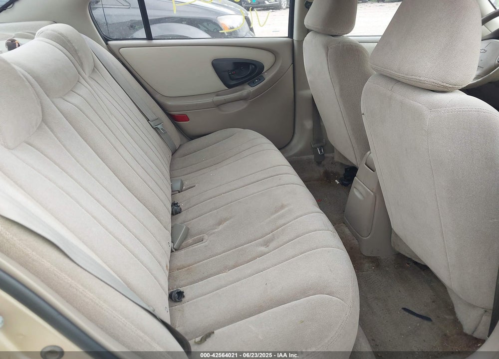 2005 CHEVROLET CLASSIC VIN: 1G1ND52F35M181550