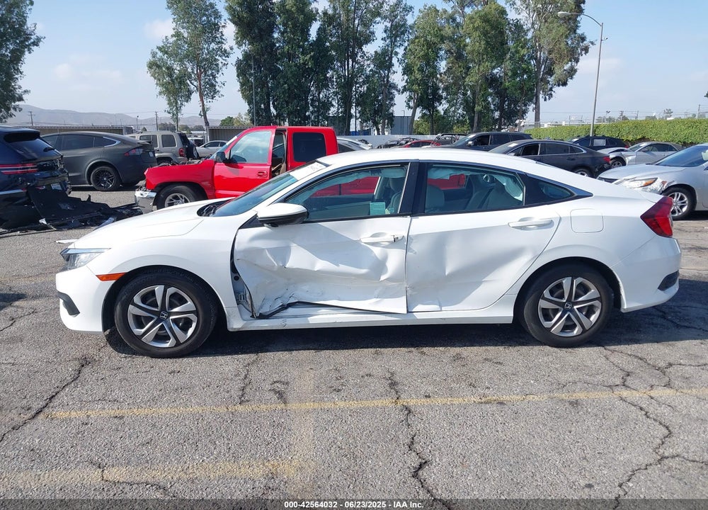 2017 HONDA CIVIC VIN: 2HGFC2F56HH529736