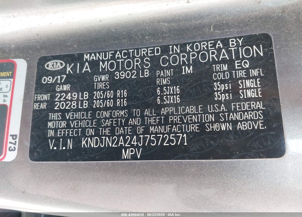 2018 KIA SOUL VIN: KNDJN2A24J7572571