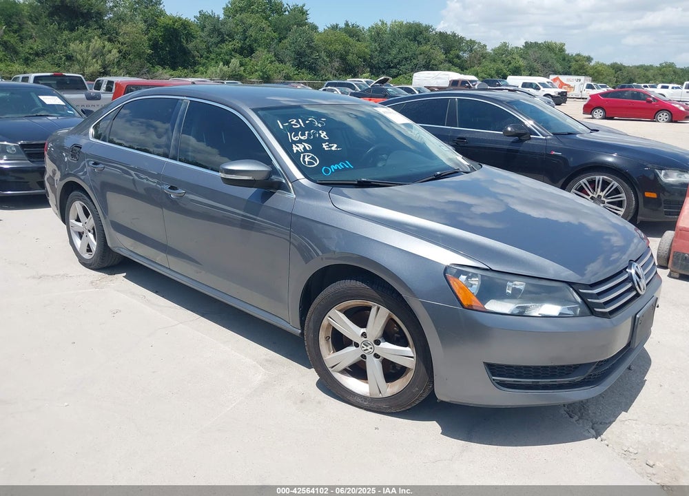 2014 VOLKSWAGEN PASSAT 1.8T SE VIN: 1VWBS7A35EC098479