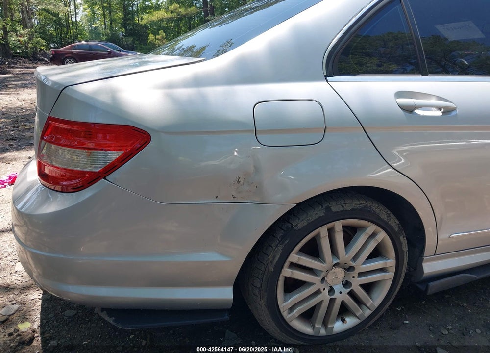 2008 MERCEDES-BENZ C 300 LUXURY 4MATIC/SPORT 4MATIC VIN: WDDGF81X08F117289
