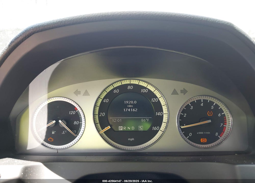 2008 MERCEDES-BENZ C 300 LUXURY 4MATIC/SPORT 4MATIC VIN: WDDGF81X08F117289