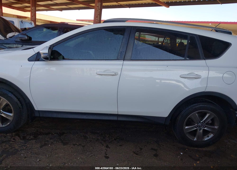 2015 TOYOTA RAV4 VIN: JTMWFREV7FJ051712