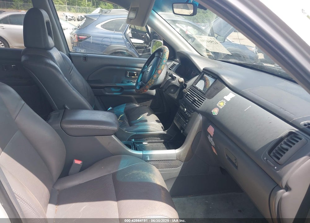 2003 HONDA PILOT EX-L VIN: 2HKYF18603H511022