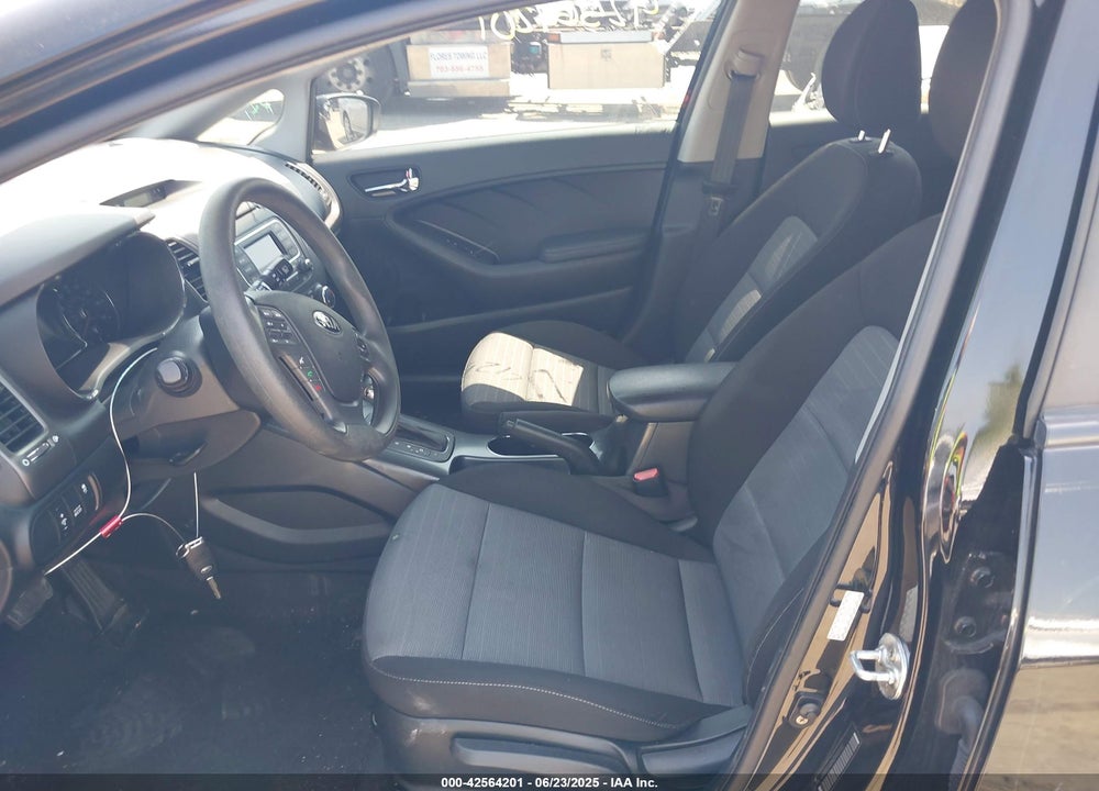 2016 KIA FORTE VIN: KNAFK5A89G5600032