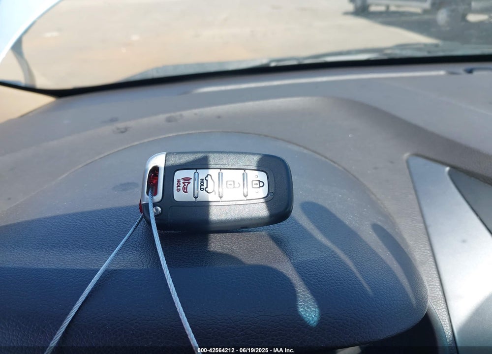 2012 HYUNDAI ELANTRA LIMITED (ULSAN PLANT) VIN: KMHDH4AE3CU495315