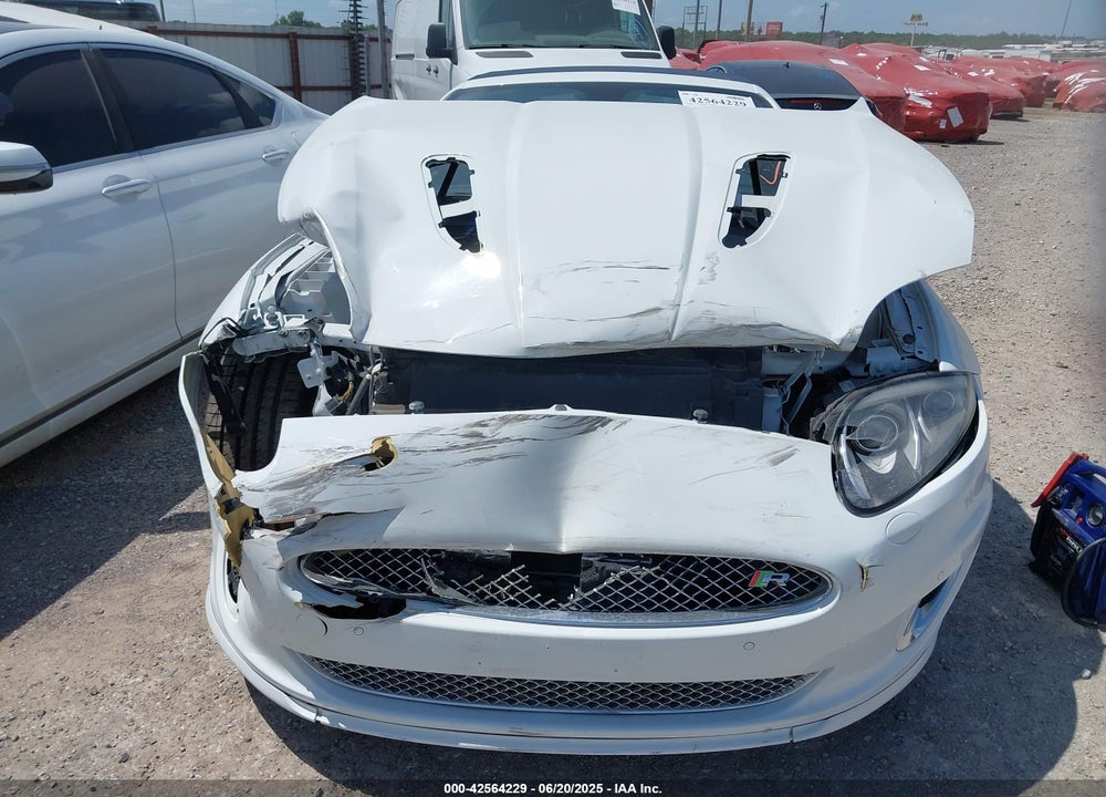 2014 JAGUAR XK VIN: SAJWA4EC9EMB52042