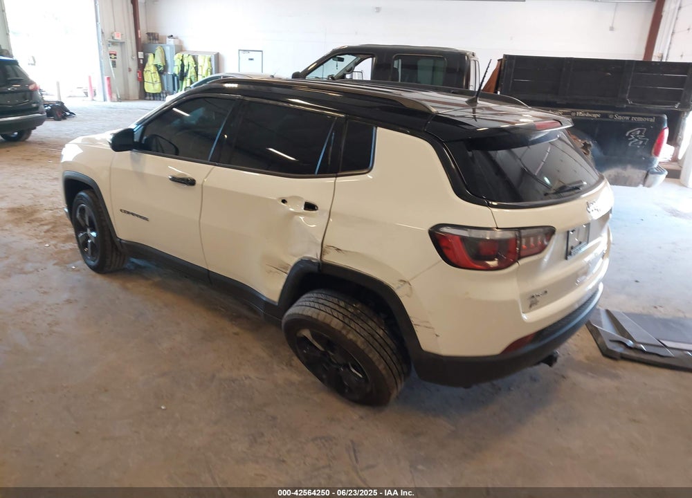 2018 JEEP COMPASS VIN: 3C4NJDBBXJT349731
