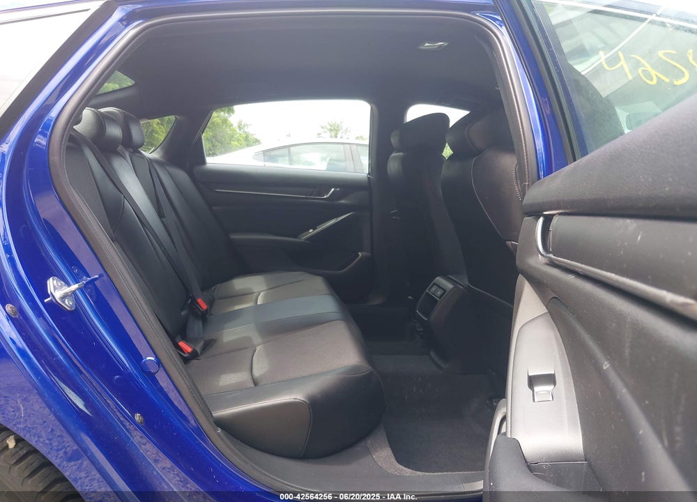 2022 HONDA ACCORD VIN: 1HGCV1F35NA084468