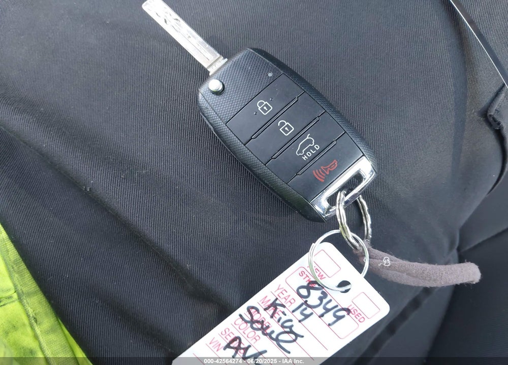 2014 KIA SOUL VIN: KNDJN2A29E7742879