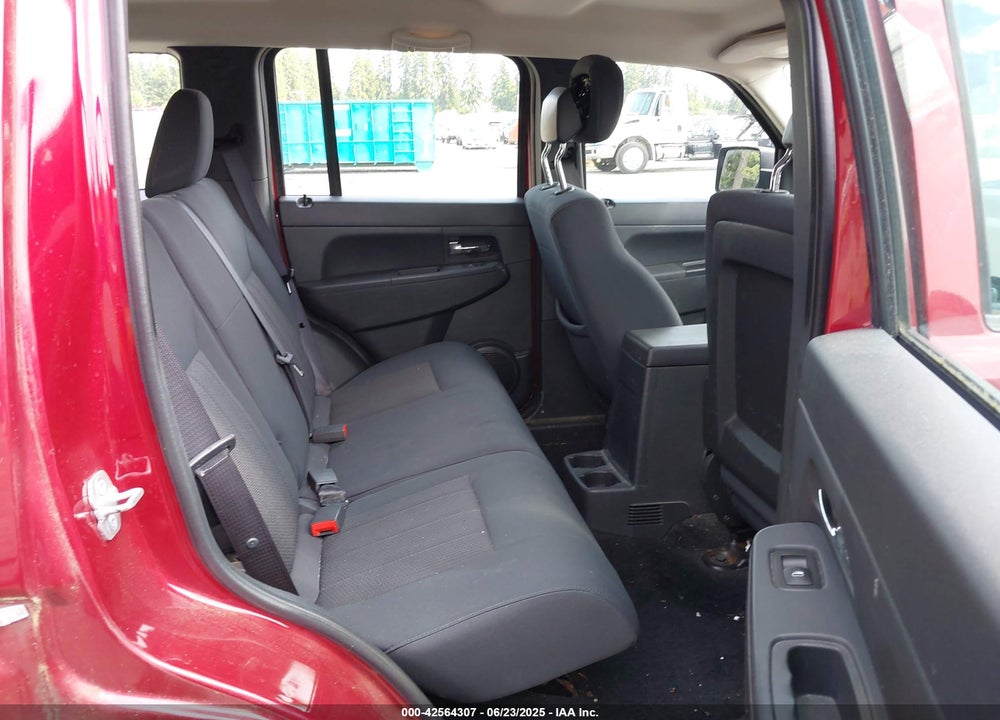 2012 JEEP LIBERTY VIN: 1C4PJMAK8CW210589