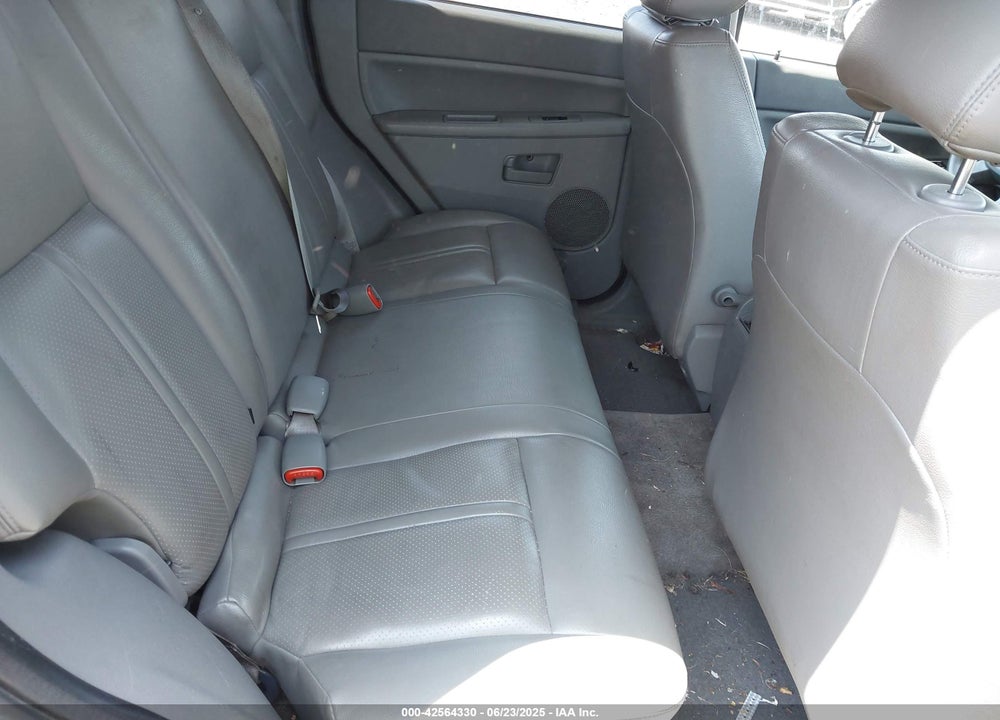 2007 JEEP GRAND CHEROKEE VIN: 1J8GR48K97C631512