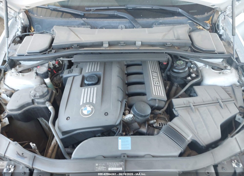 2010 BMW 3 SERIES VIN: WBAPH7G58ANM48134