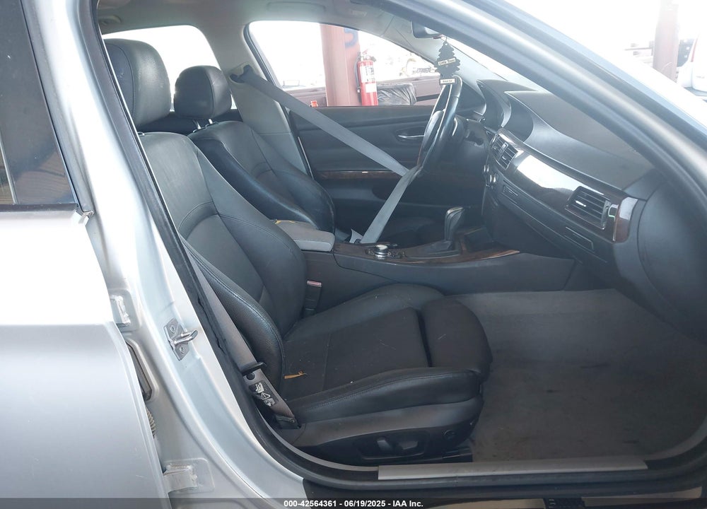 2010 BMW 3 SERIES VIN: WBAPH7G58ANM48134