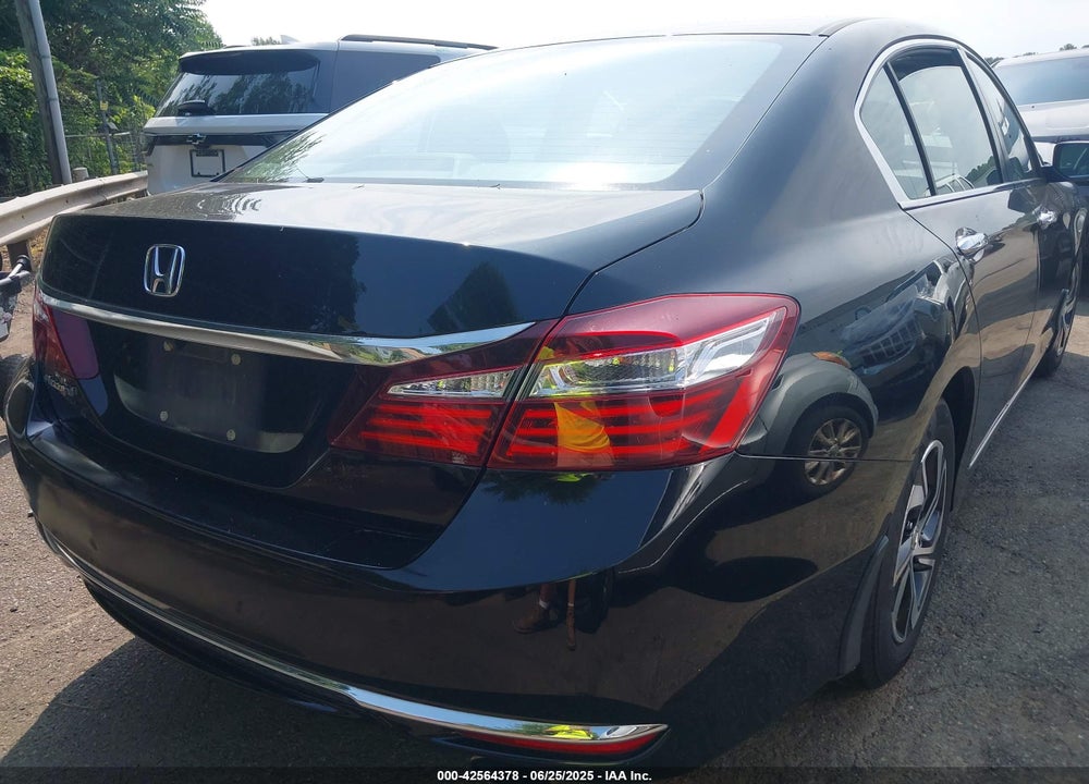 2017 HONDA ACCORD VIN: 1HGCR2F34HA167629