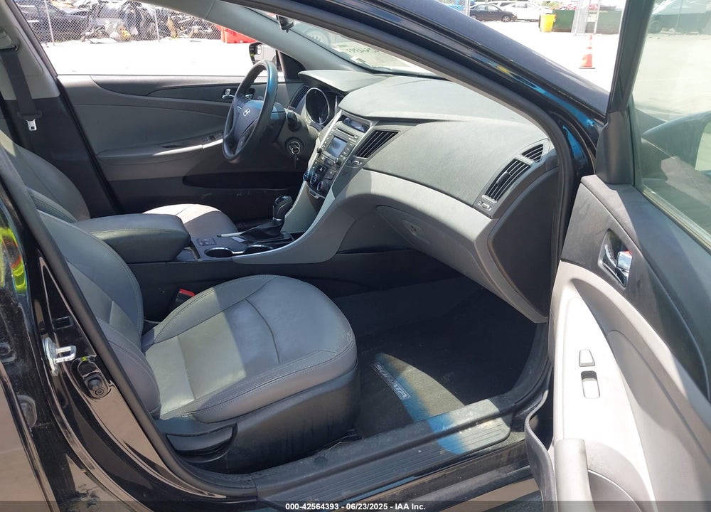 2014 HYUNDAI SONATA VIN: 5NPEB4AC9EH905010