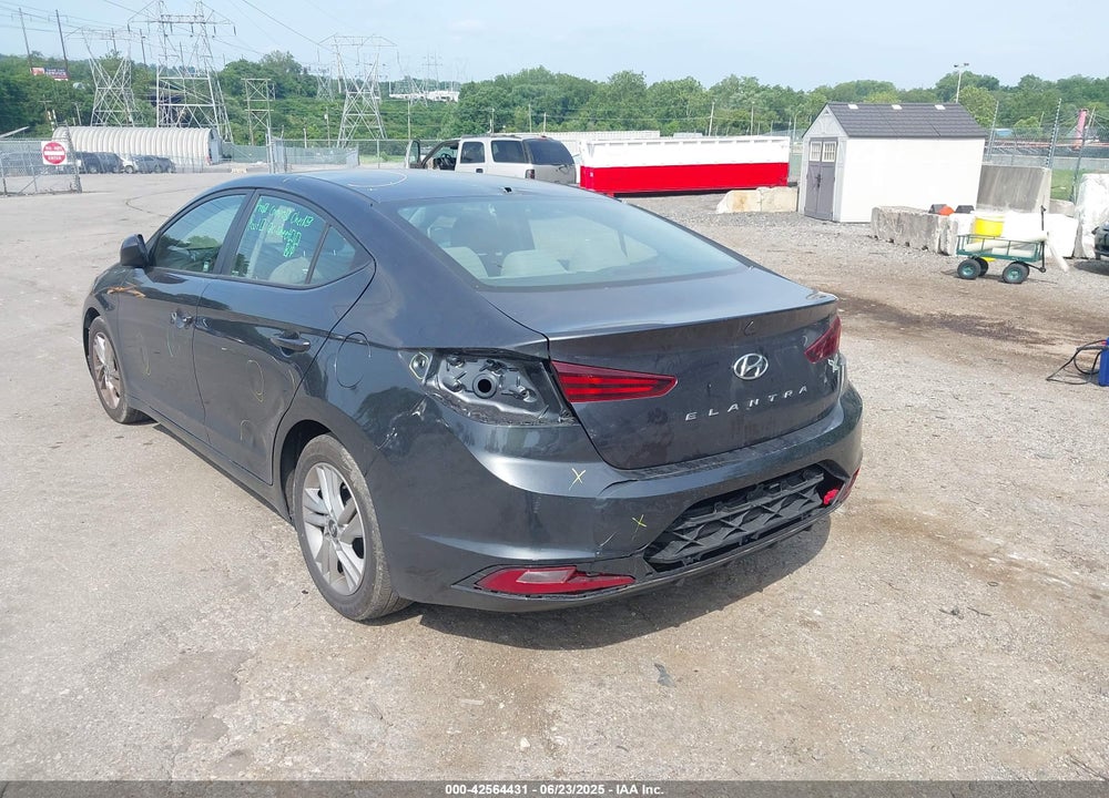 2020 HYUNDAI ELANTRA VIN: 5NPD84LF7LH624290