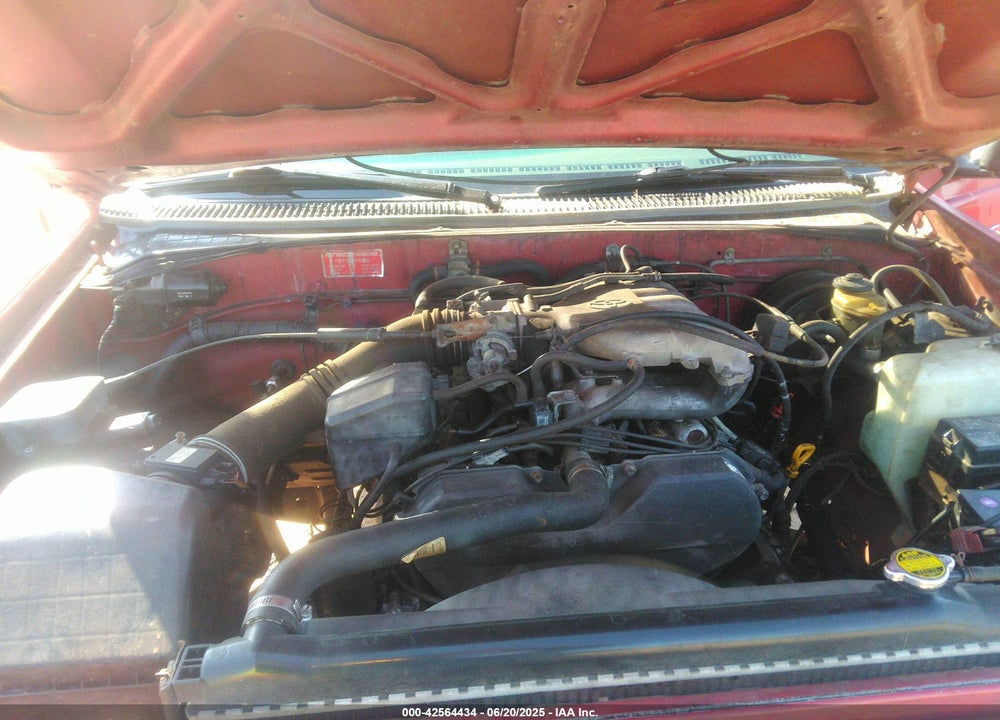 1995 TOYOTA T100 XTRACAB DX VIN: JT4VD22E6S0003583