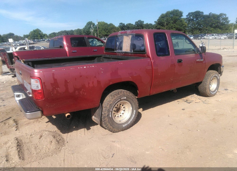1995 TOYOTA T100 XTRACAB DX VIN: JT4VD22E6S0003583