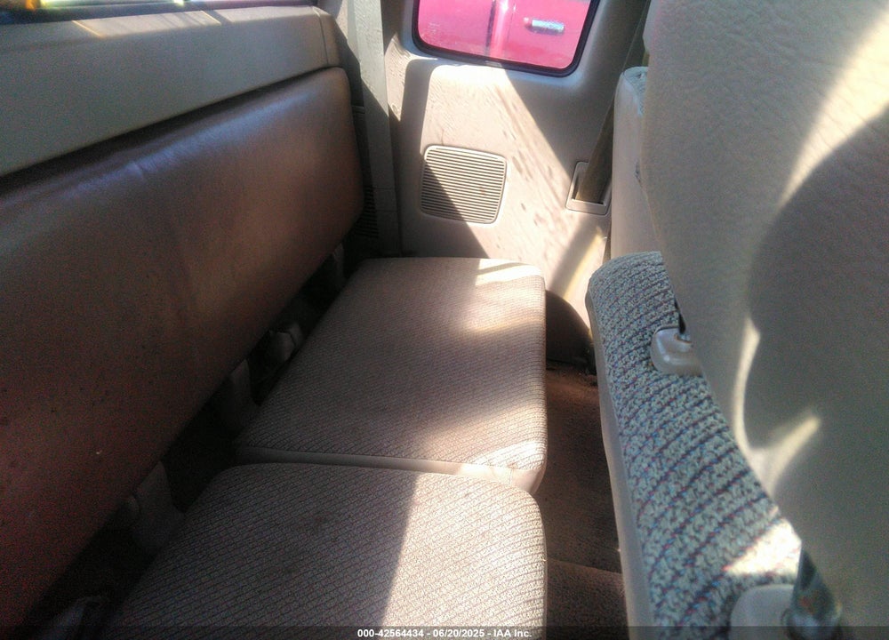 1995 TOYOTA T100 XTRACAB DX VIN: JT4VD22E6S0003583