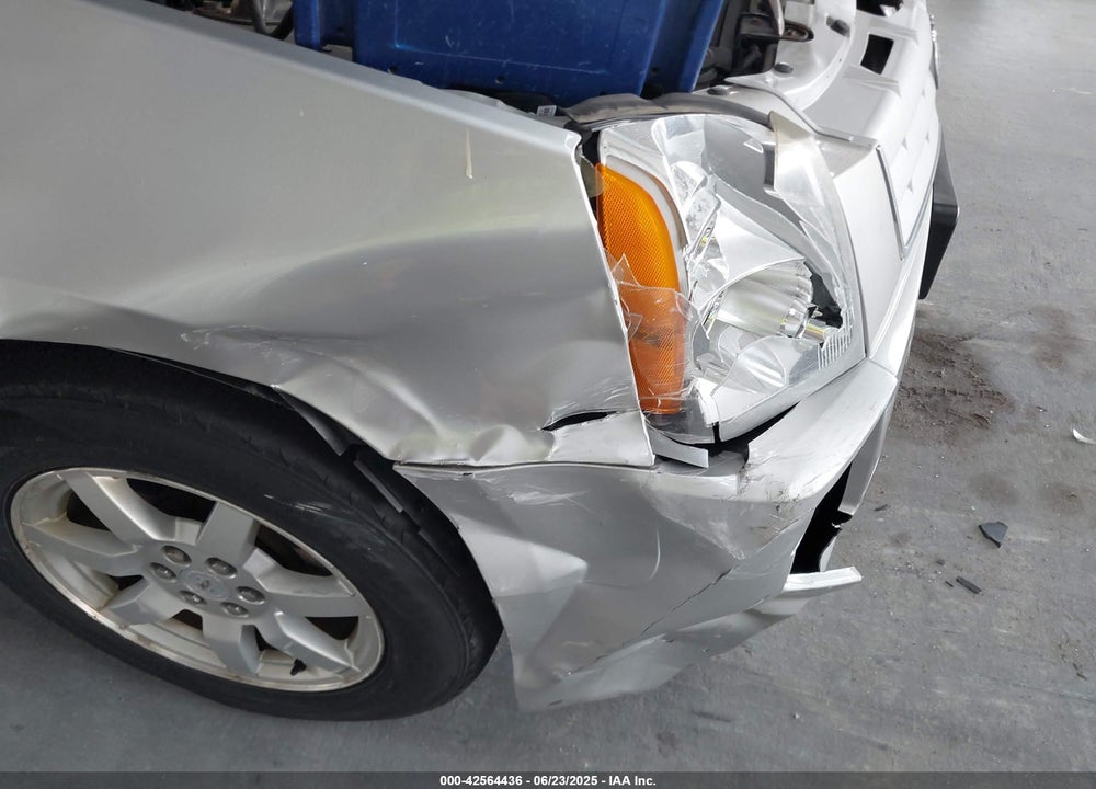 2007 CADILLAC SRX VIN: 1GYEE637370151793