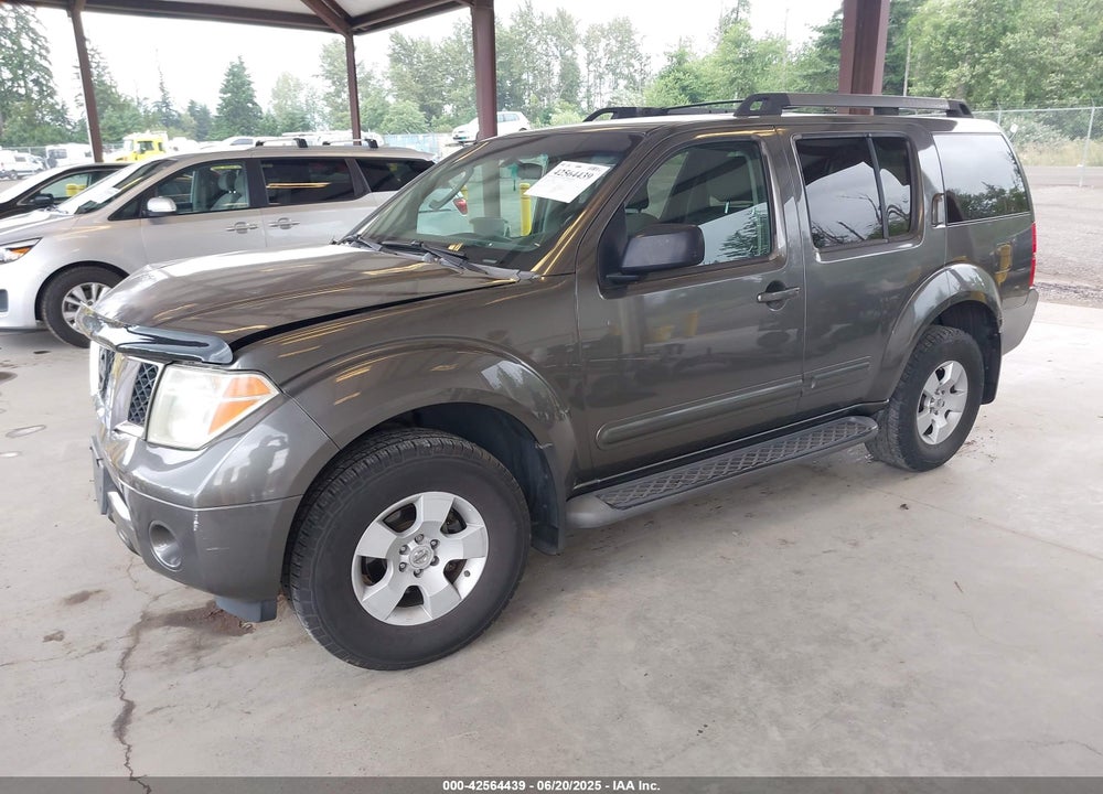 2005 NISSAN PATHFINDER XE VIN: 5N1AR18W15C784019